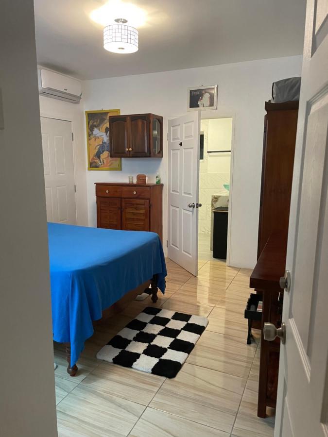 Centrally Located Room - 5 Port Antonio Ngoại thất bức ảnh