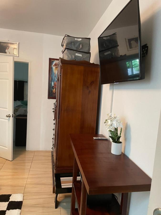 Centrally Located Room - 5 Port Antonio Ngoại thất bức ảnh